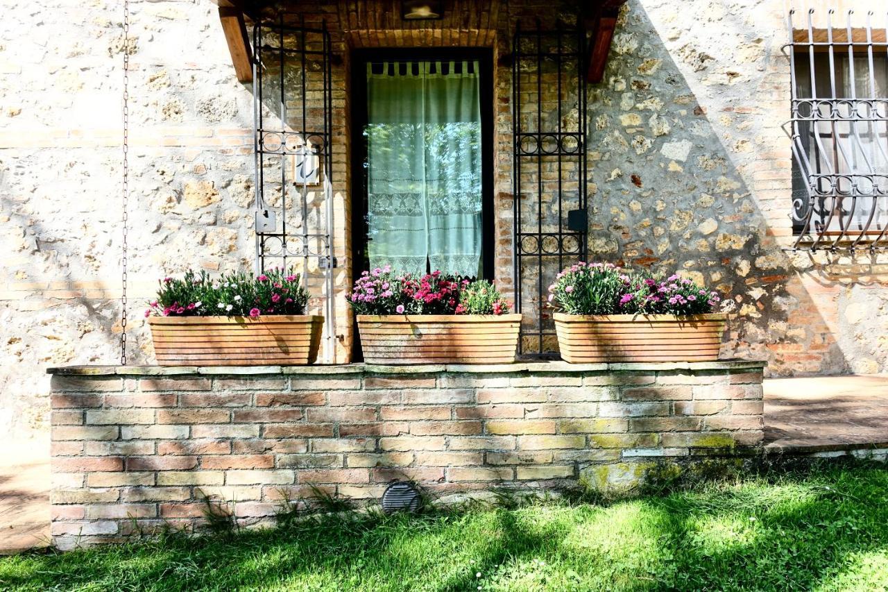 Agriturismo Montioni Sovicille Exteriér fotografie
